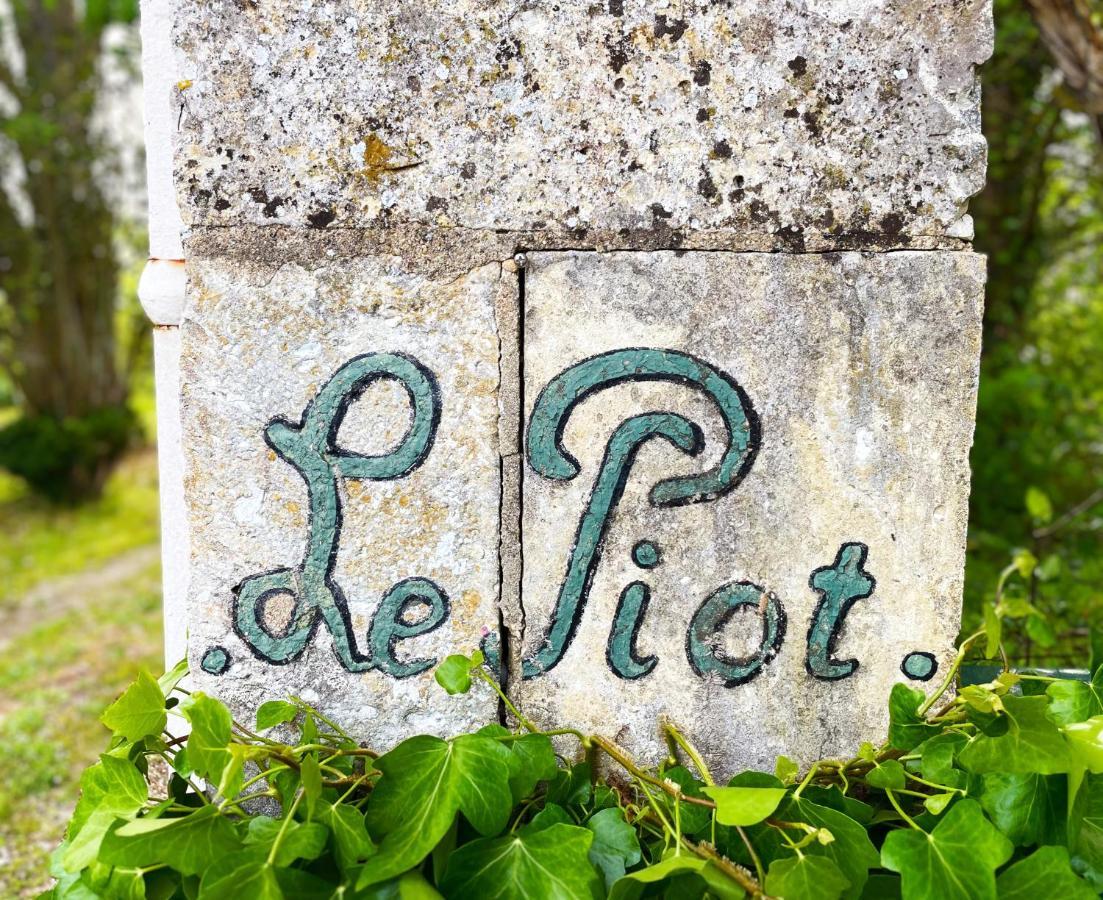 Fleurance Petit Chateau Le Piot Bed & Breakfast エクステリア 写真